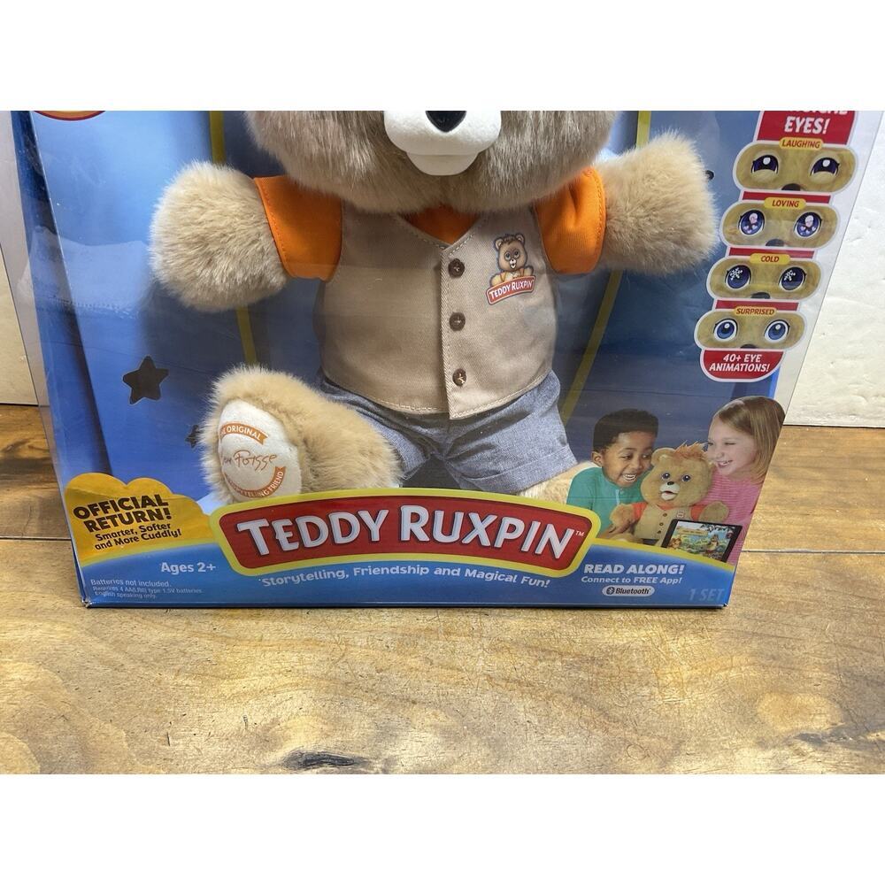 Teddy Ruxpin Talking Animatronic Bear 2017 LCD Eyes Bluetooth - Picture 2 of 12